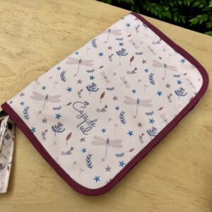 Estuche para palillos circulares - Libélula día (burdeo - borde burdeo)